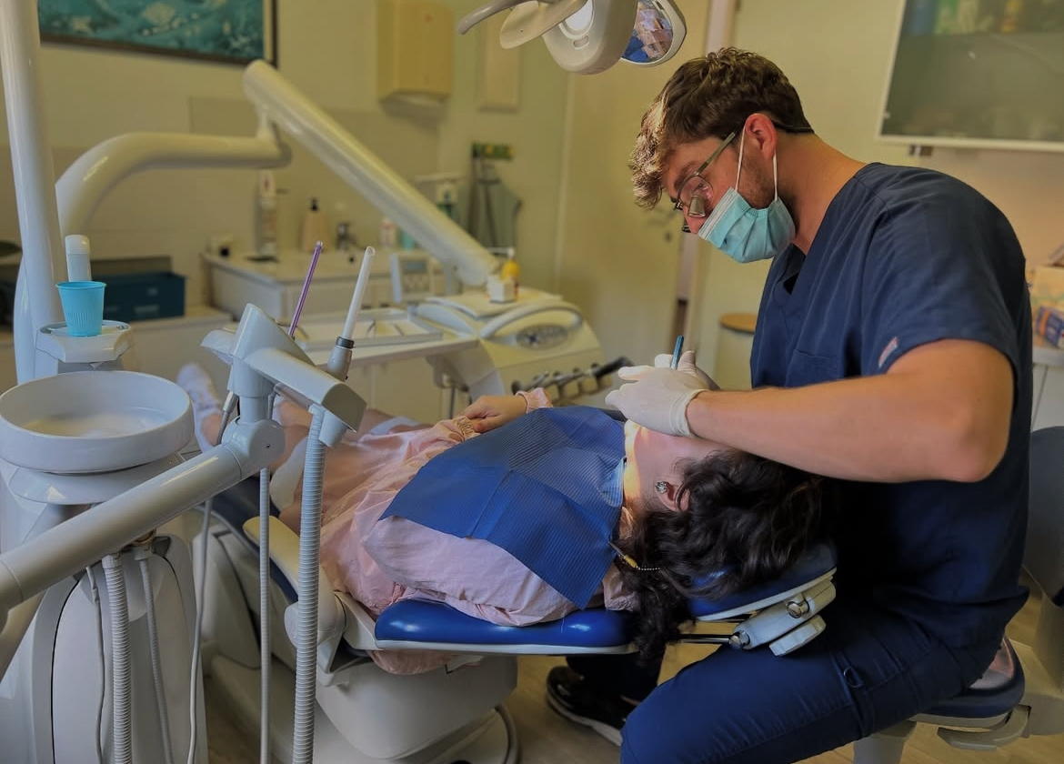 Dr. Yoash Permut – American Dentist in Haifa